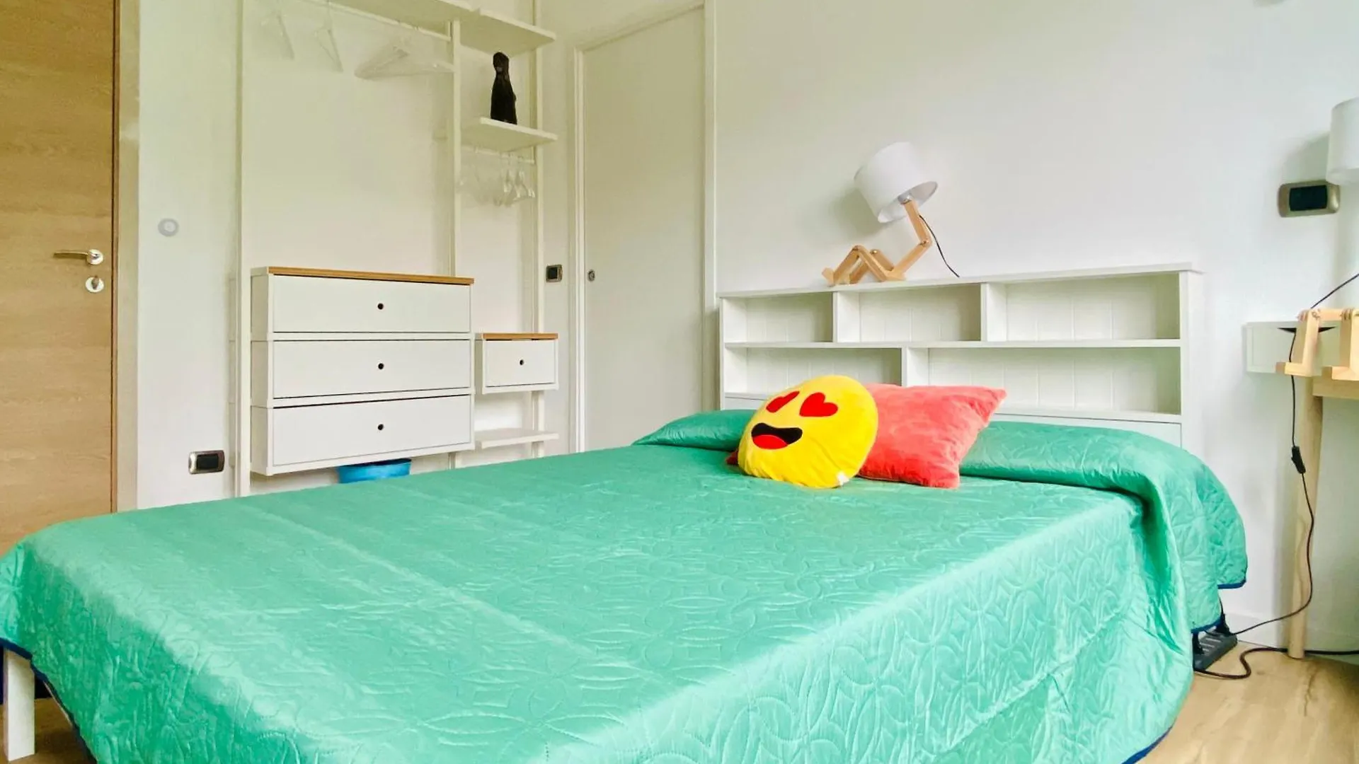 Bed and Breakfast The Luxory Cat Милан Отель типа 