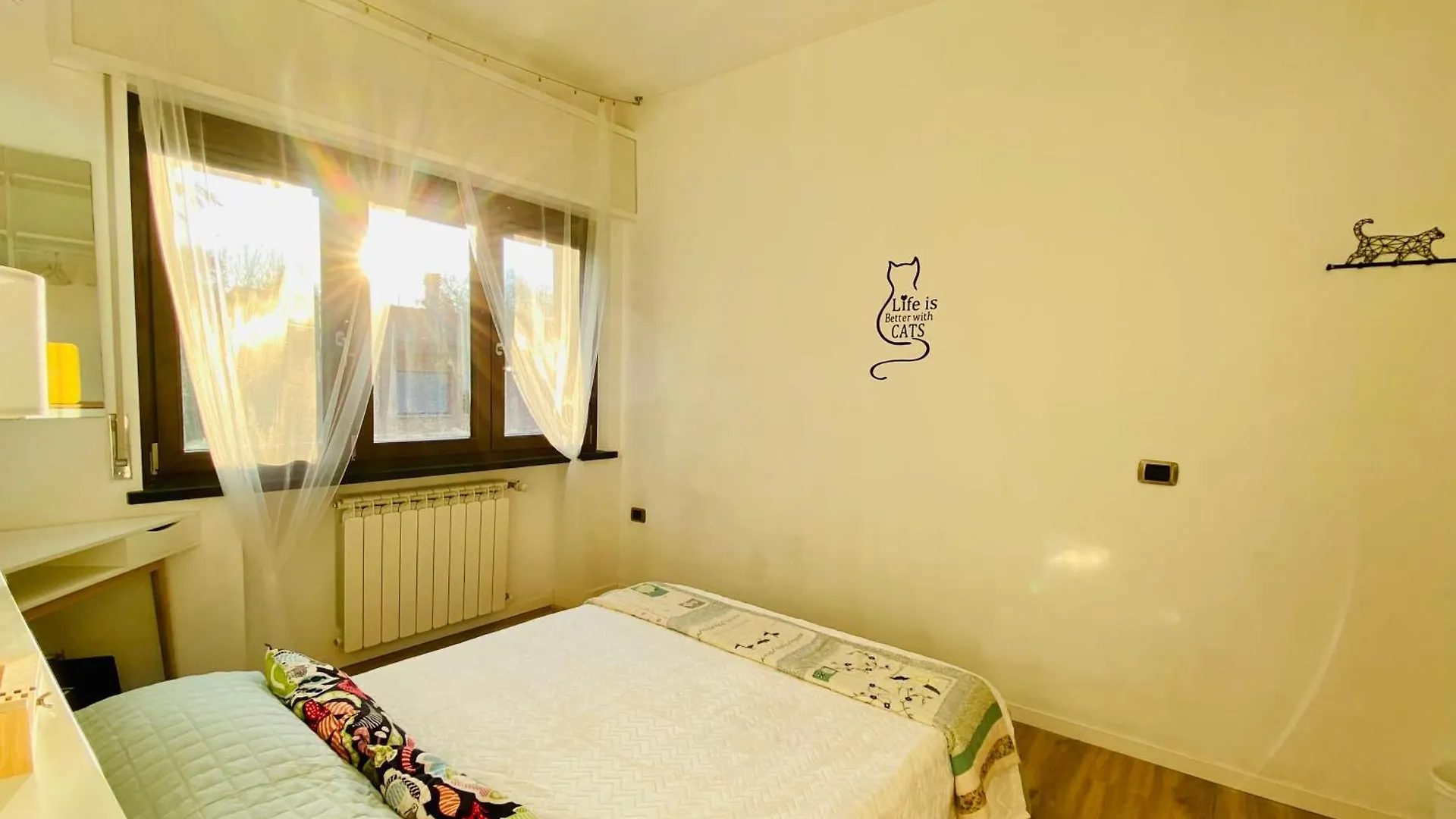 The Luxory Cat Bed and Breakfast Milano Bed & Breakfast